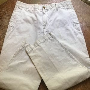 Izod Chinos